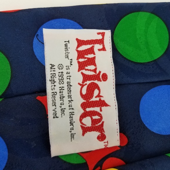 Hasbro Twister Board Game Vintage 1998 Neck Tie - Picture 3 of 8